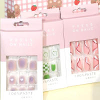 Uñas falsas dulces con decoración estereoscópica del corazón Material respetuoso del medio ambiente y seguro para Nail Art Experi - details 5