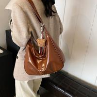 Bolso Hobo sencillo con colgante de bolso de hombro de cuero de PU estilo coreano con cremallera bolso cruzado de Color sólido bolso de mujer - details 7