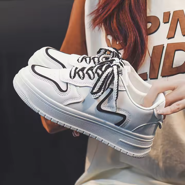 Zapatos blancos pequeños de punta baja para mujer, zapatillas con plataforma, con aumento de altura, diseño versátil - 1