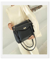 Bolso de hombro de gran capacidad con textura de alta calidad para mujer, nueva moda, con cadena INS multifuncional, adecuado para mujer - details 1