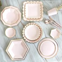 Juego de Vajilla Desechable Dorado Platos de Fiesta Rosa Pañuelos Tazas Pajitas - details 0