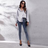 Blusa de satén con botones para mujer, camisa informal holgada de manga larga para oficina y trabajo, 17 colores - details 6