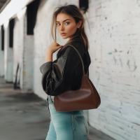 Bolso de nicho, bolso de mujer, bolso de hombro de moda, sensación de alta gama para mujer, estilo de PU, bolso retro para axila - details 13
