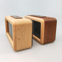 Alarma de madera con calendario y indicador de temperatura Reloj Digital de madera maciza para decoración de escritorio Idea de regalo - details 9