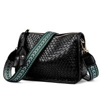 Bolso de hombro cruzado de cuero para mujer, bandolera informal de alta calidad, a la moda, 2024 - details 13