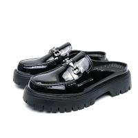 Nuevas zapatillas deslizantes de plataforma con brillo medio negro para hombre de moda, zapatos de diseñador informales, sandalias - details 1