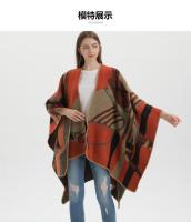 Mantón de mujer de nuevo estilo, capa con abertura de Cachemira de imitación gruesa de gran nombre a la moda para uso en pasarela - details 1