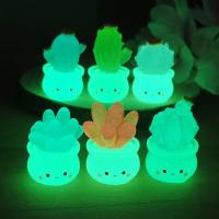Miniaturas suculentas para decoración de coche, adornos de Cactus luminosos de resina que brillan por la noche, Mini adornos de resina para el hogar - details 0
