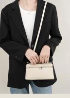 Bolso pequeño de cuero PU para mujer, bandolera de un solo hombro de lujo - details 9