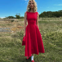 Verano nuevo estilo de moda temperamento color sólido sin mangas cierre de la cintura slim espalda abierta vestido - details 6