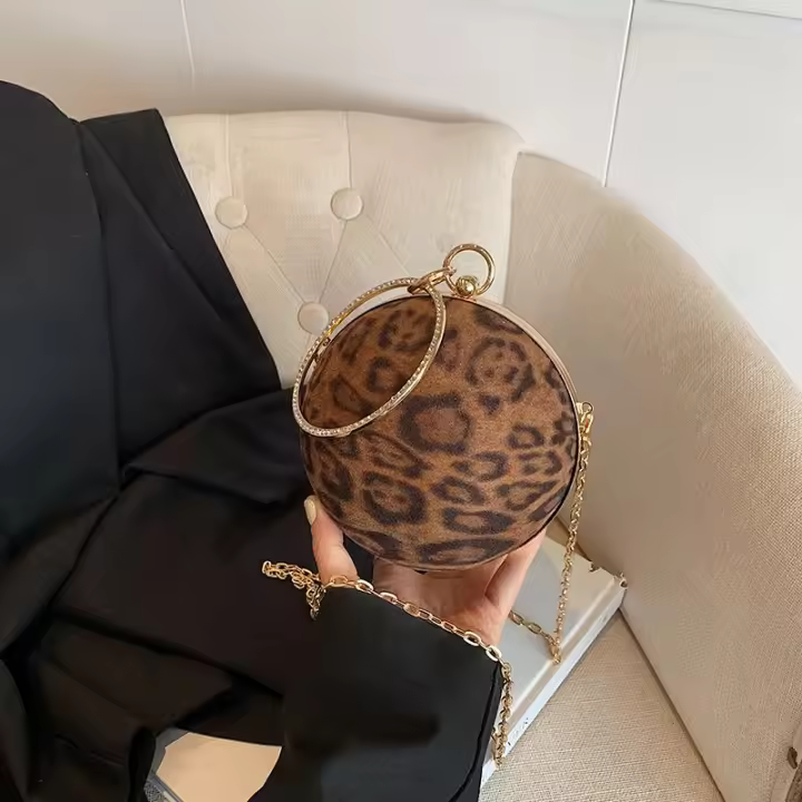 Bolso cruzado con estampado de leopardo para mujer, bolsa pequeña y redonda con cadena, a la moda, novedad de 2024 - 1