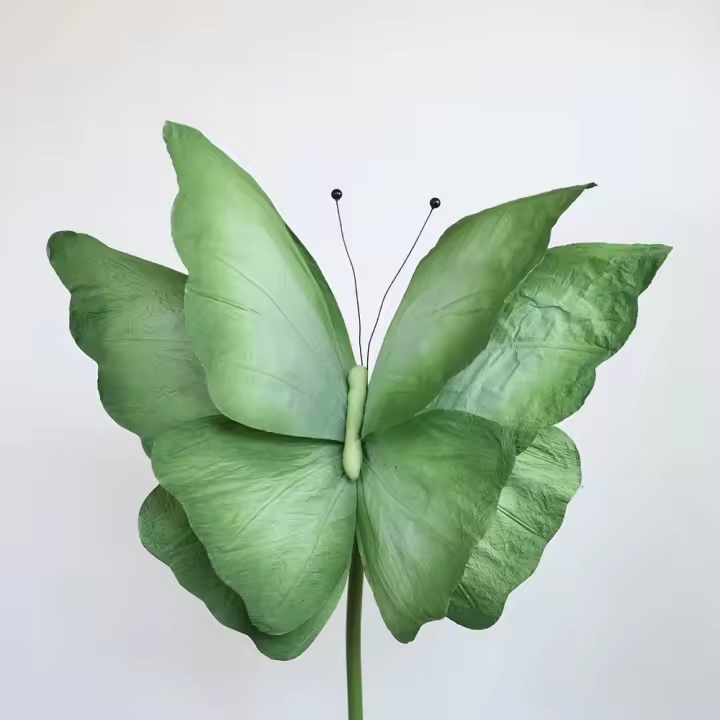 Nuevo Mariposa Artificial de 60cm, mariposa falsa con gradiente para exteriores, papel crepé, mariposa grande 3D, centro de mesa de boda - 1