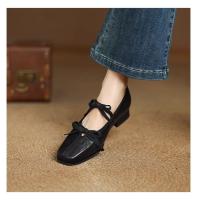 Nueva piel de oveja cabeza cuadrada estilo retro pequeños zapatos de cuero arco pedal boca poco profunda Mary Jane zapatos individuales - details 11
