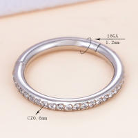 G23 titanium cz pave una cara y 1 lado anillo segmento abisagrado de Arete de oro para nariz cartílago de la oreja tragus helix piercing - details 5