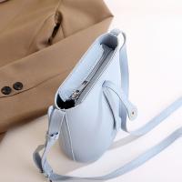 Bandolera de cuero de PU exquisita a la moda, bolso cruzado informal con cremallera para mujer, bolso de mano Simple de gran capacidad, uso diario - details 4