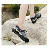 Zapatos deportivos de malla de verano para hombre, zapatos antideslizantes ligeros y transpirables a la moda para montañismo, zapatos informales para correr y viajes al aire libre - details 5