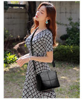 Bolso pequeño de moda tipo cubo, de cuero suave, nueva versión coreana, estilo simple, bolso bandolera de hombro, bolso informal. - details 9
