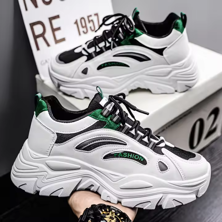 Zapatillas Blancas de Plataforma Versátiles para Hombres Zapatos de Verano Transpirables con Estilo Casual - 1