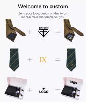 Corbata de hombre con estampado de animales pequeños de punto rojo y azul, corbata personalizada - details 1