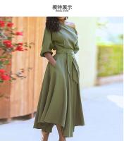 2025 primavera ropa de mujer europea y americana correa cintura temperamento vestido de hombro inclinado - details 1