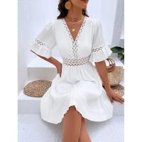 Vestido de verano para mujer, nuevo estilo, con costuras, escote en V y cintura de color liso. - details 17