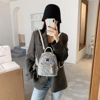 Mochila de viaje para mujer 2025, nueva mochila versátil de moda de alta capacidad, bolso pequeño y elegante a la moda - details 4