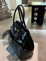 Bolsa de mano Neutral Spice Girl, nueva, de gran capacidad, para viajes diarios, de cuero, estilo punk, con cierre y asa de ala. - details 8
