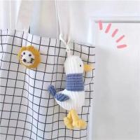 LLavero de pato feo de peluche con dibujos animados, llavero suave de juguete para mujer y niña, colgante para bolso, coche, nuevo llavero de pato bonito para niños, regalo para niños - details 3