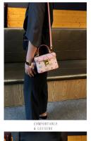 Bolso de lujo de alta gama de la marca Hong Kong2025Nuevo bolso de mano versátil de moda, bandolera para mujeres - details 6