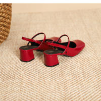 Zapatos de tacón cuadrado con tiras y charol con punta cuadrada - details 42