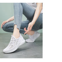 Zapatillas de running ligeras de malla con suela blanda para mujer, zapatillas deportivas informales huecas y transpirables - details 16