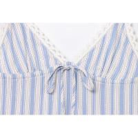 BUNO-de tirantes con cuello en V y rayas de contraste de encaje empalmado estilo de vacaciones para primavera/verano 2025 para mujer - details 4
