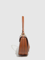 Bolso de mujer español bolso de sillín magnético con broche de solapa decorativo bandolera - details 2