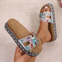 2025 nuevo arrastre de una palabra europeo y americano nueva moda zapatillas de plataforma de cuerda de cáñamo con diamantes de imitación zapatillas de corcho de playa sandalias casuales de mujer - details 1