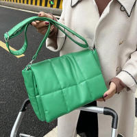 Bolso de hombro acolchado a cuadros, bolso de diseñador para mujer, bolsos de compras cruzados con solapa de cuero PU, invierno - details 12