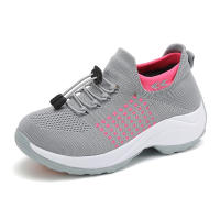 Zapatos antideslizantes de mujer de gran tamaño, zapatos de madre, calcetines, zapatos informales de tejido con mosca, zapatos de mujer mecedora - details 0