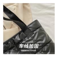 Moda señoras Tote bolsos de gran capacidad de algodón acolchado bolsa de compras rombo bolso portátil acolchado sólido para viajes de ocio - details 3