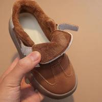 Zapatos informales para niños y niñas, zapatillas antideslizantes de estilo coreano, suaves y cómodas, versátiles, a la moda, novedad de invierno, 2024 - details 8