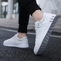 KOONEXY Zapatillas de deporte casuales de caña baja para hombre - Blancas con detalles de rayas, forro de tela transpirable y comodidad acolchada para deportes al aire libre y atuendos casuales para todas las estaciones, diseño de zapatos elegante, calzad - details 10