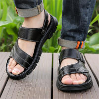 Zapatillas de hombre nuevas de verano con suela suave para papás de mediana edad y mayores, sandalias de playa de doble propósito para hombre - details 1