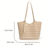Bolso de mano de gran capacidad para mujer: elegante diseño perforado en blanco y negro, herrajes en tono dorado, correa de hombro desmontable, perfecto para desplazamientos, compras y uso diario, bolso de mano grande - details 2