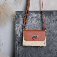Venta al por mayor INS Leisure monederos de bambú moda de verano nuevo estilo para mujer bolsos de hombro cuadrados de paja bolso de playa cruzado para mujer - details 6