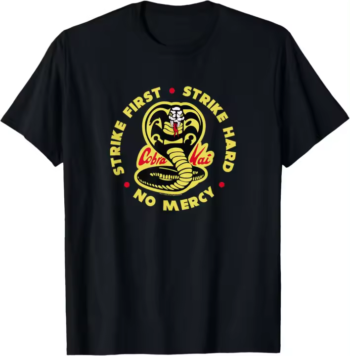 Camiseta con logotipo de Cobra Kai Strike First Cobra - 1