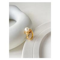 Anillo elegante de perlas de imitación envueltas en alambre de acero inoxidable para mujer, anillos clásicos chapados en Pvd en oro, resistentes al agua, regalos de cumpleaños - details 1