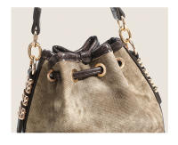 Bolsos para mujer 2023, nuevo estilo, bolso de cubo retro pintado al óleo de alta gama, popular este año, bolso de mensajero de un solo hombro para viajes diarios - details 7