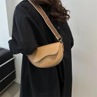Bolso Crucero de Hombro de Moda de Cuero PU Color Sólido Retro Estilo Pony con Correa Ancha - details 7