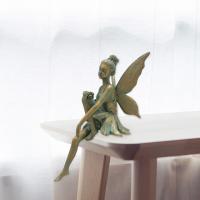 Estatuilla de Hada de las flores sentada Retro creativa, artesanías de resina divertidas, estatua de alas de Ángel, escultura de hadas hecha a mano, decoración de jardín - details 9
