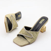 Pantuflas exteriores con diamantes de imitación, puntera cuadrada sencilla para mujer, sexys y versátiles. - details 14