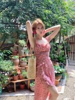 Tea break Vestido francés con tirantes florales rosas y cuello en U para vacaciones de verano para mujer, falda larga de playa con volantes - details 5