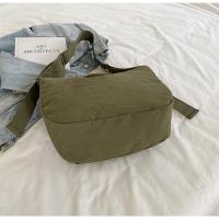 Bolso informal coreano para mujer, bolso de hombro de nailon de gran capacidad con diseño suave, bolso de viaje ligero de Color sólido - details 4